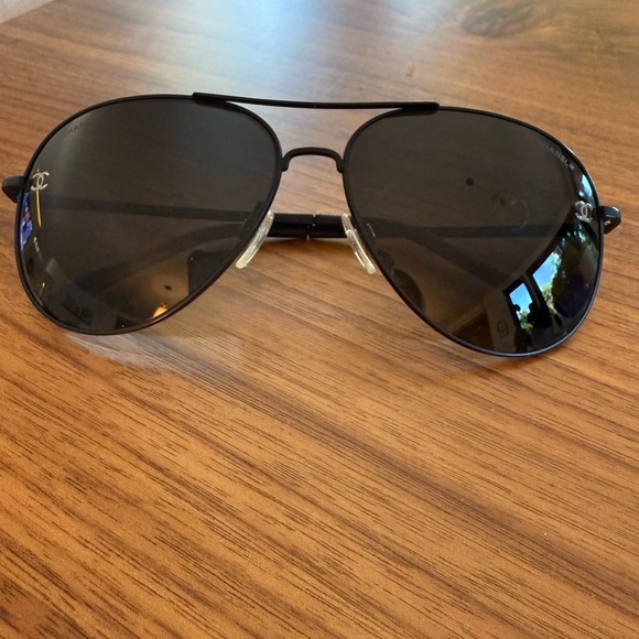 Chanel Black Aviator Sunglasses - Picture 1 of 7